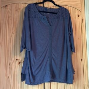Natural Reflections Blue Top Size L